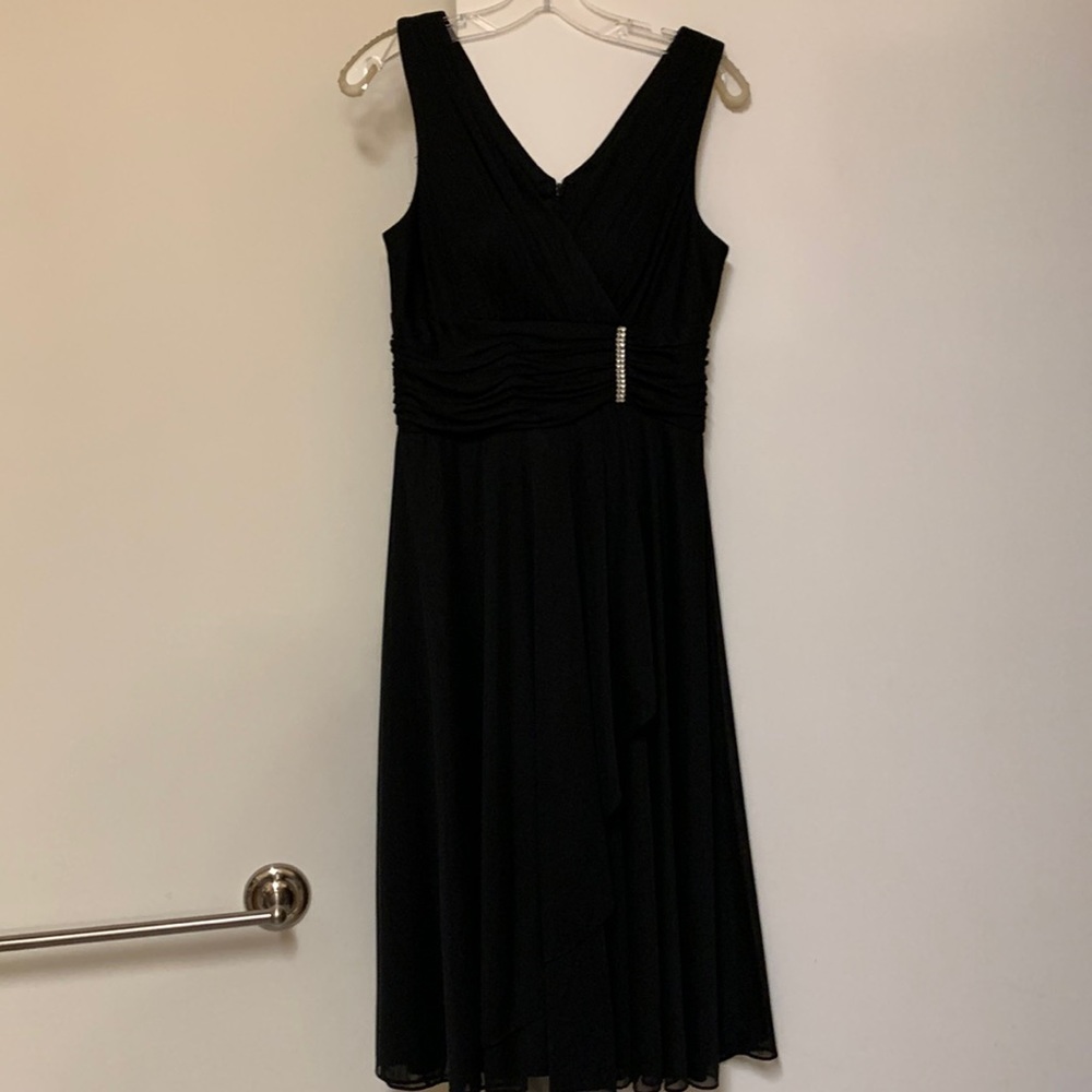 Jessica Howard Black Cocktail Dress